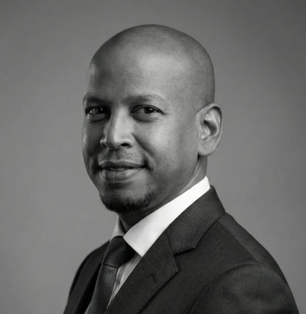 Portrait of Rifaath Jaleel, Managing Partner